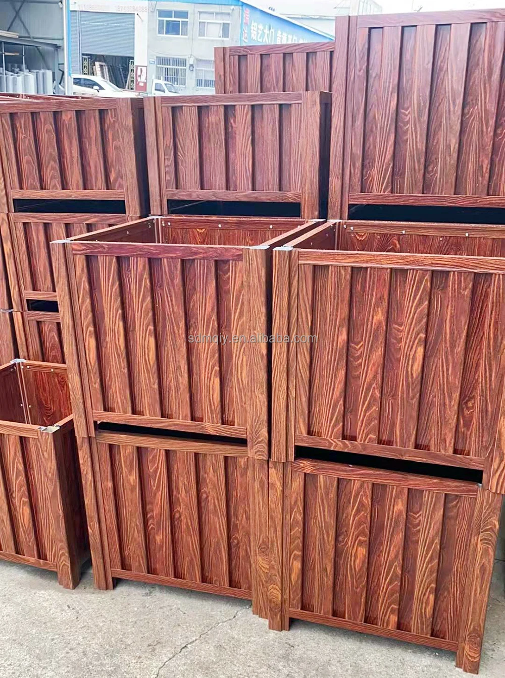 Competitively priced balcony protected aluminum flower box grated tree basin