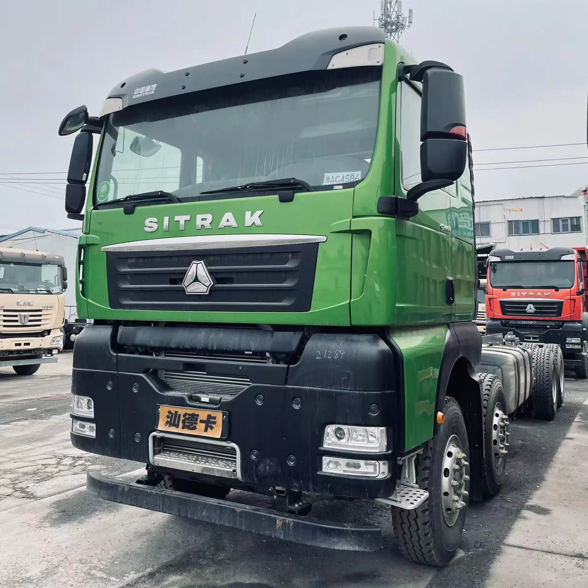 Export Hot Special Used New Car China National Heavy Truck SITRAK C7 Heavy Truck 8X4 Dump Truck Special Discount