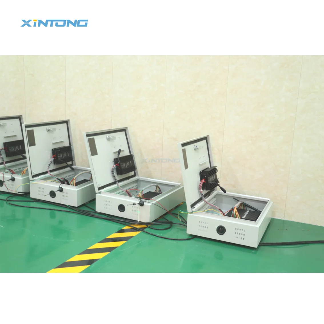 Smart Traffic Signal Controller Independent Traffic Control System Equipment