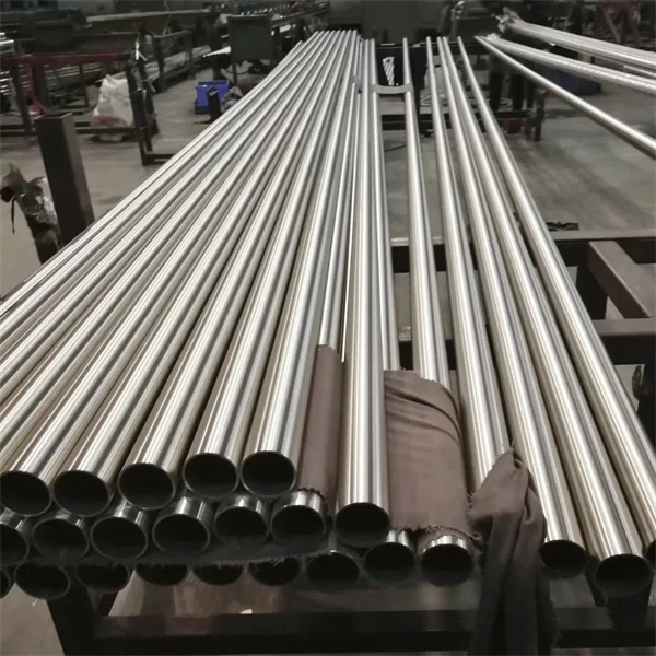 2205/2207 Duplex Stainless Steel Pipe 316 SS Tube 904L/317L/316ti Grade Pattern 304L AISI BA Seamless Welding Cutting Bending