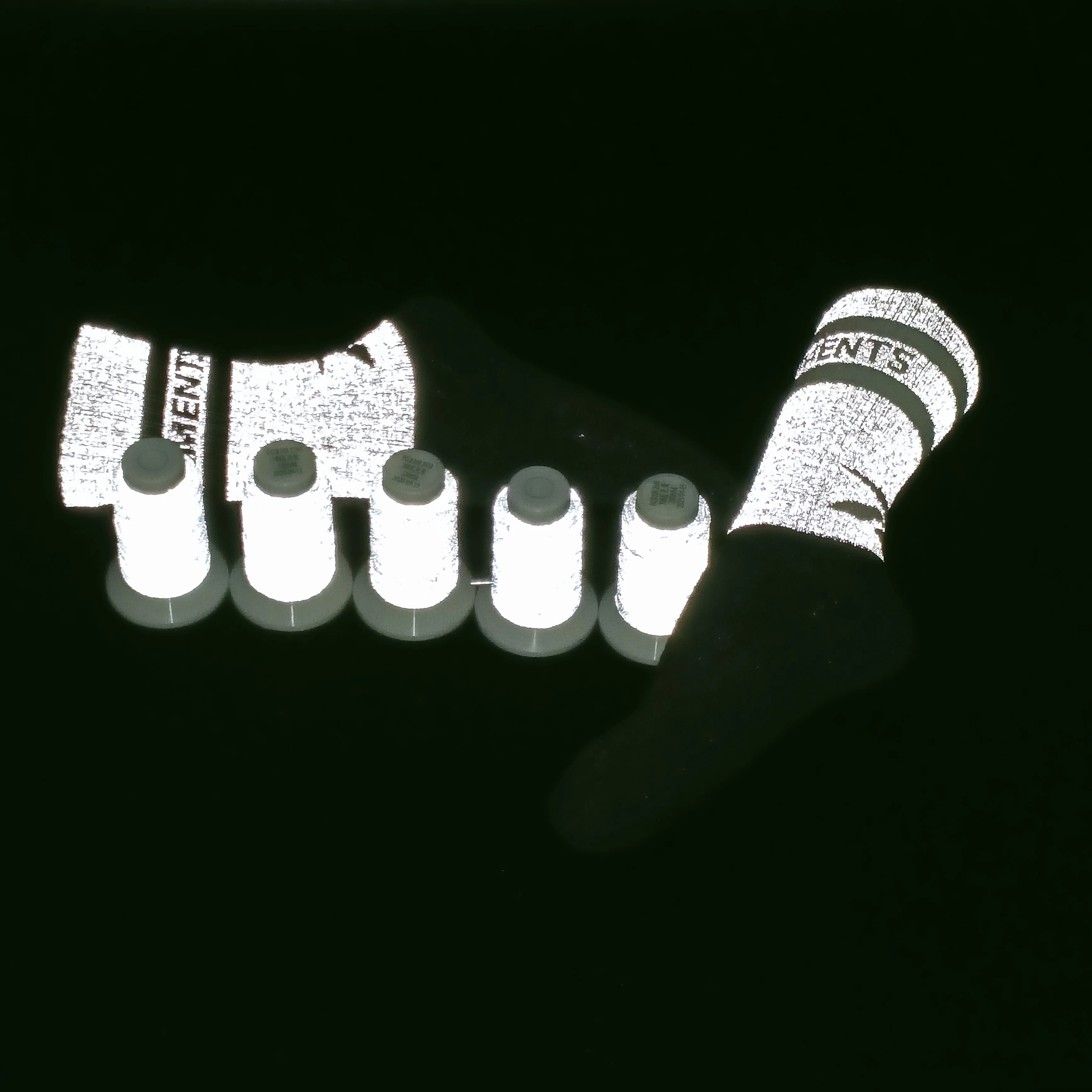 Светоотражающая нить для вышивки, мягкая Светоотражающая швейная пряжа