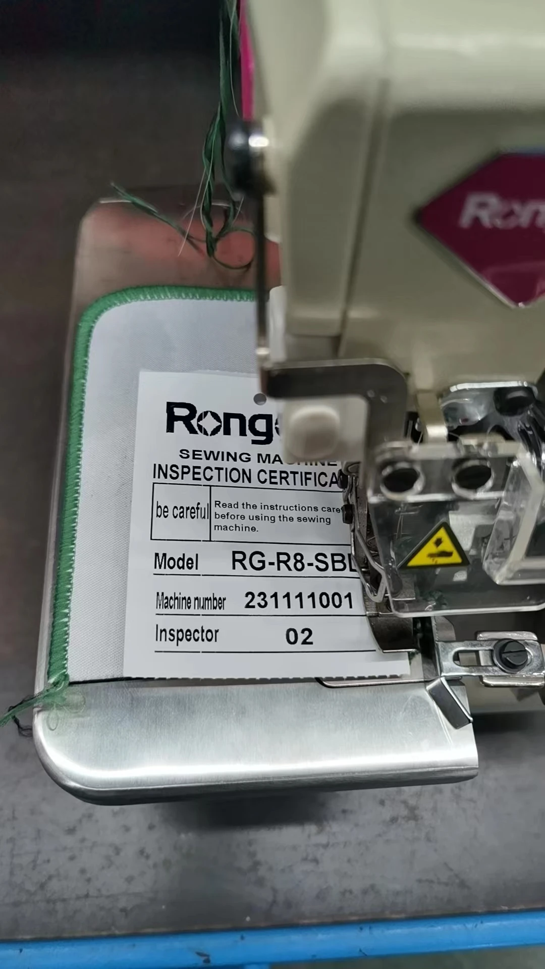 RONMACK RM-R8-3D-SB 3 Thread Mouse Pad Overlock Sewing Machine