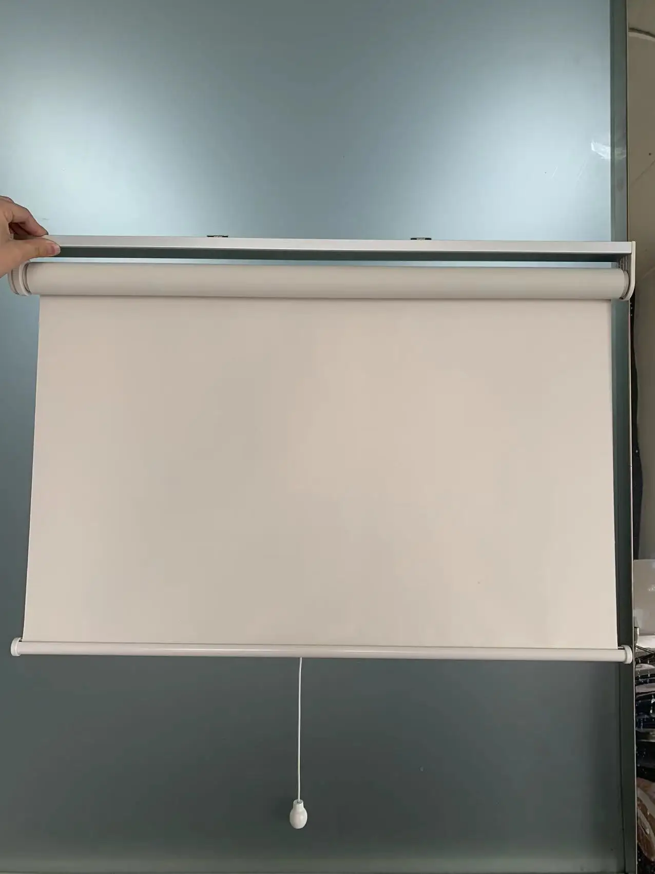 Wholesale Factory Price Best Quality Waterproof Fabric Solid Color Blackout Roller Blinds Shades