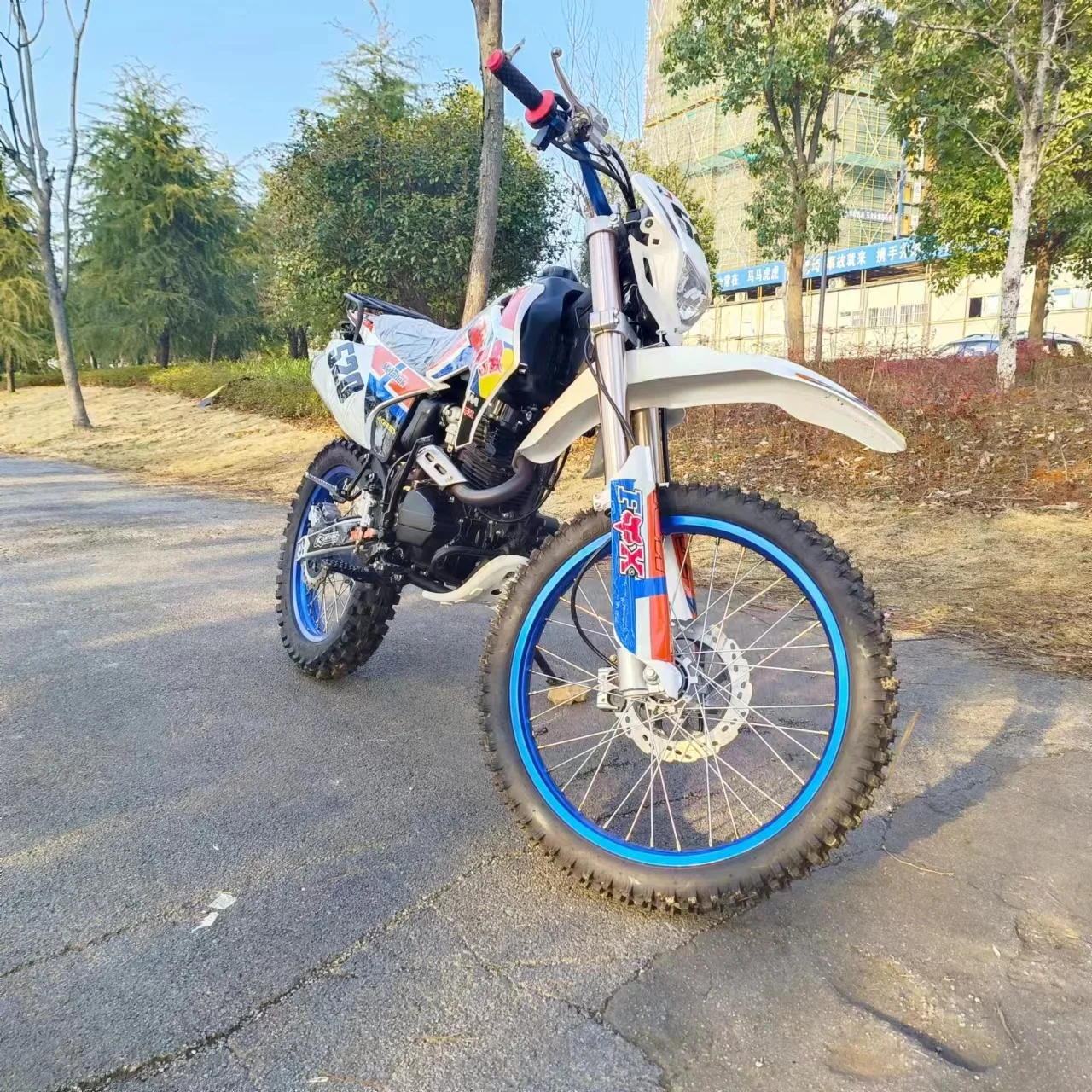 2023 moto  New style dirt bike 200cc 250cc 300cc motorcycle  4-stroke air cooled/water cooled sport racing  bike for adults