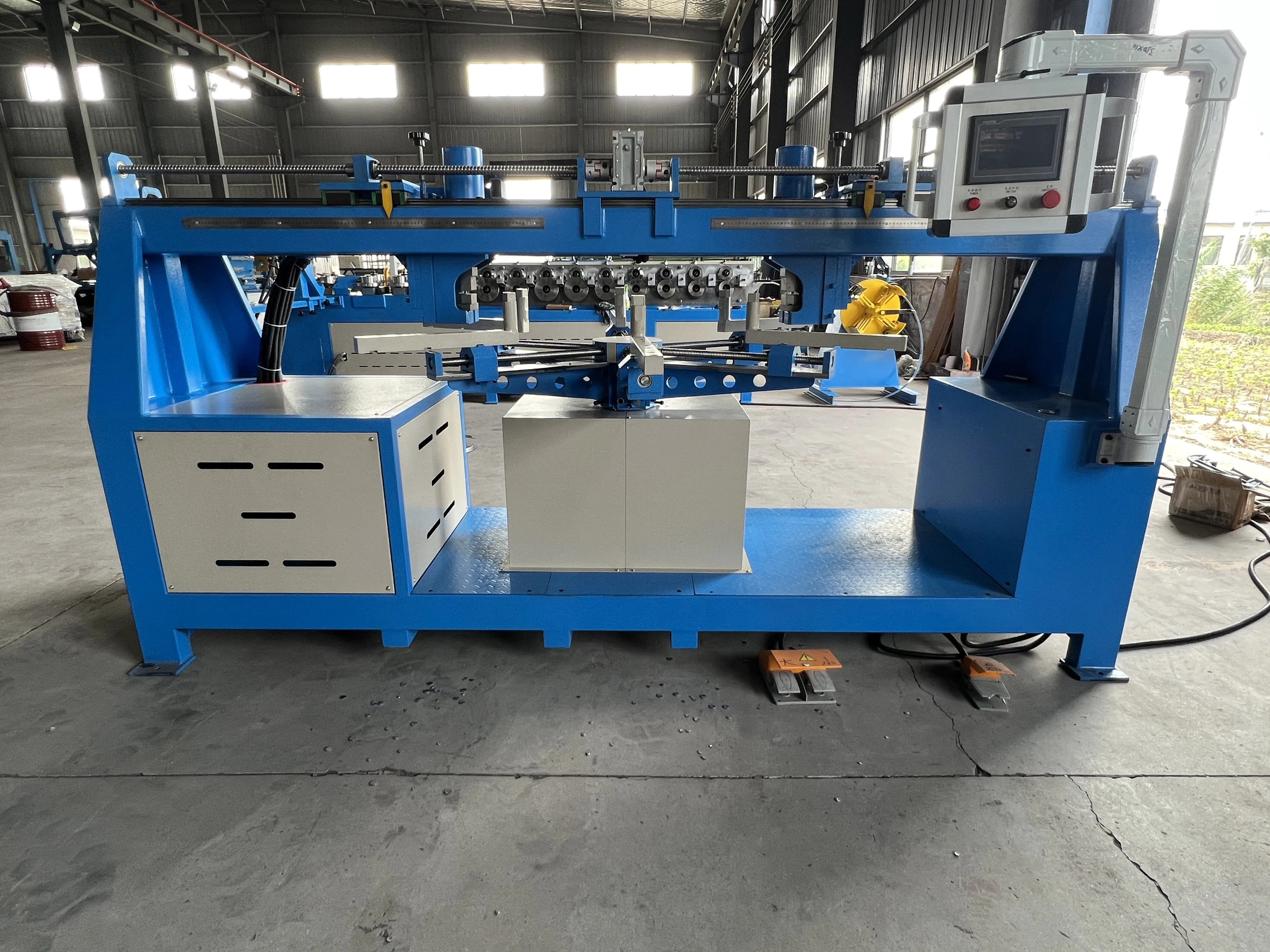 DDM duct manufacturing machine round flange punching machine