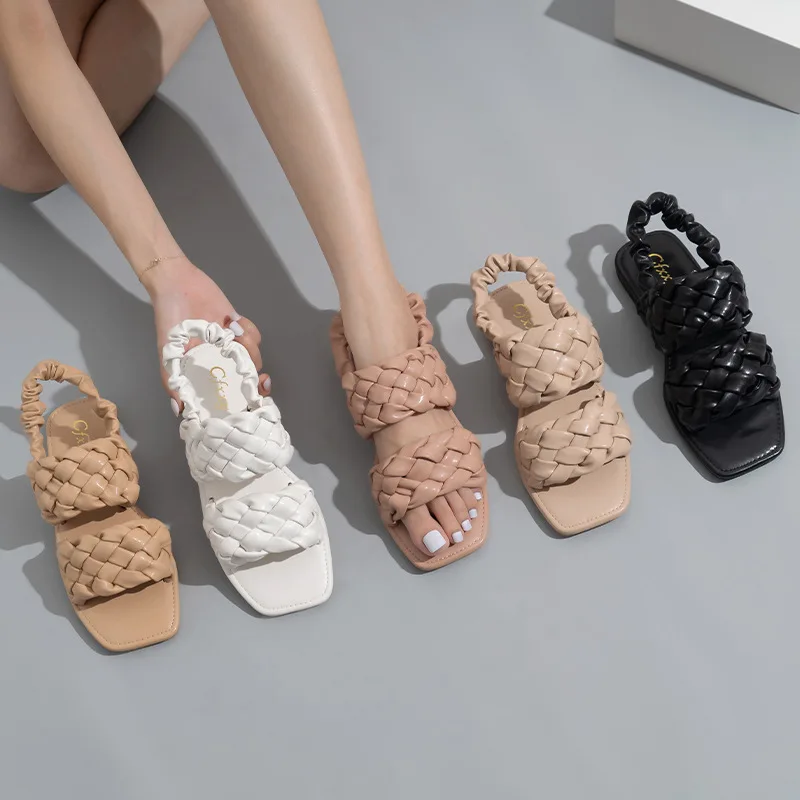 Woven flat sandals 2023 hot selling ladies slippers and shoes wholesales outdoor casual luxury flat sandals for women