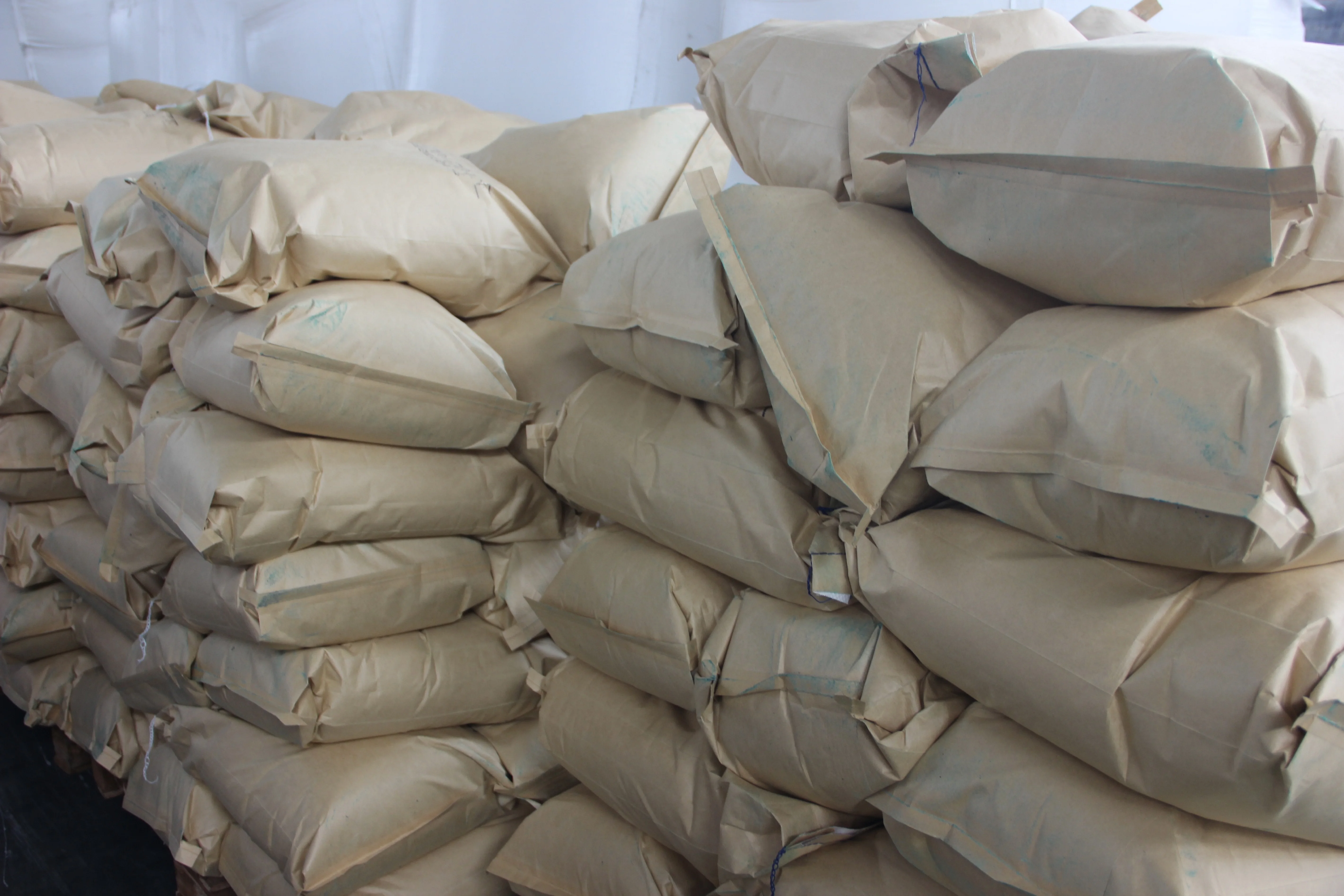 Top quality balanced fertilizer NPK powder Compound Fertilizer 15-15-15 manufacturer in china