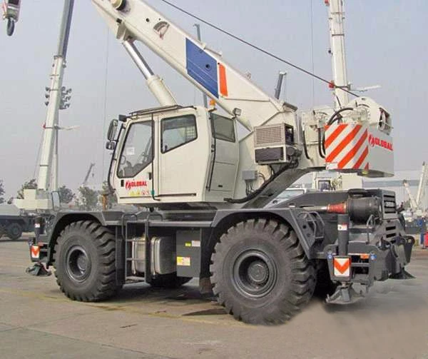 Four wheel drive zoomlion rt75 75 tons rough terrain crane for sale best price