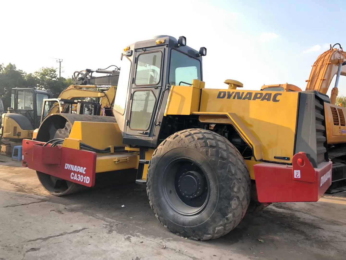 CA301D dynapac/б/у дорожный каток CA25D однобарабанный уплотнитель для