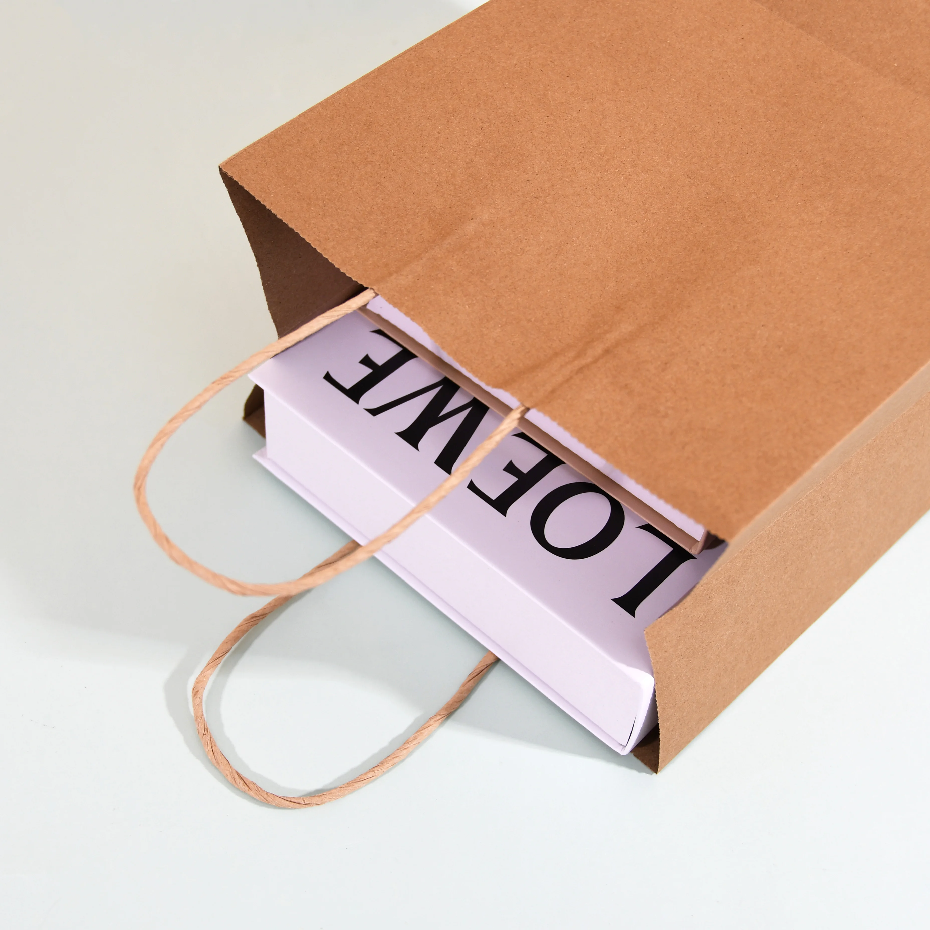 Eco-friendly Reinforced Handle Craft Paper Bags Custom Printed Logo Solid Durable Bottom Brown Kraft Paper Bag