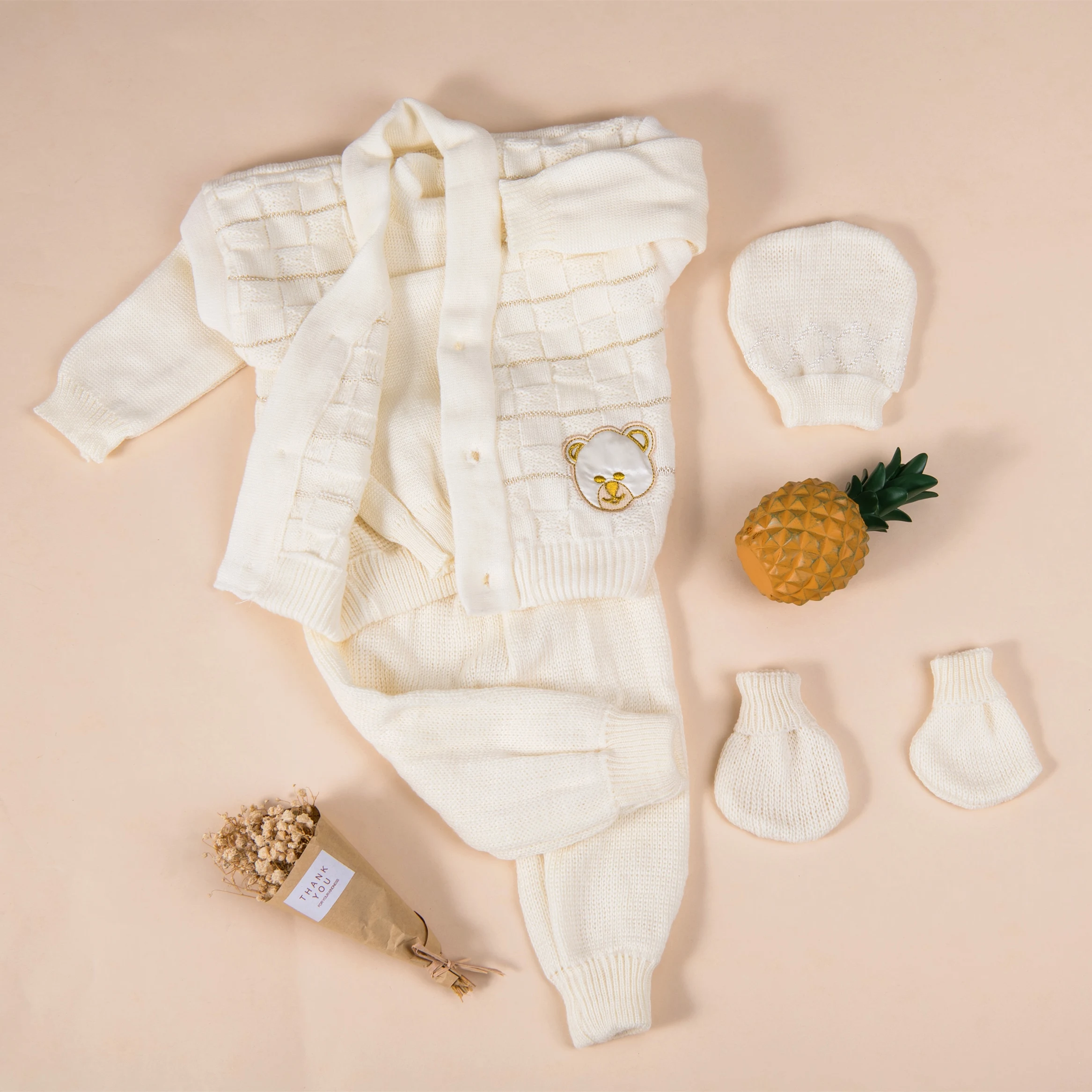 
Wholesale Warm Winter Sweater Cute Bear Unisex Cardigan Vest New Born Baby Sweater Set 