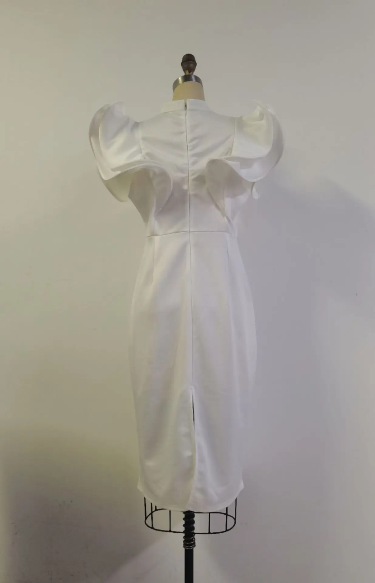 2023 new sexy High waist white elegant diamond encrusted dresses plus size Ruffle sleeve evening dress