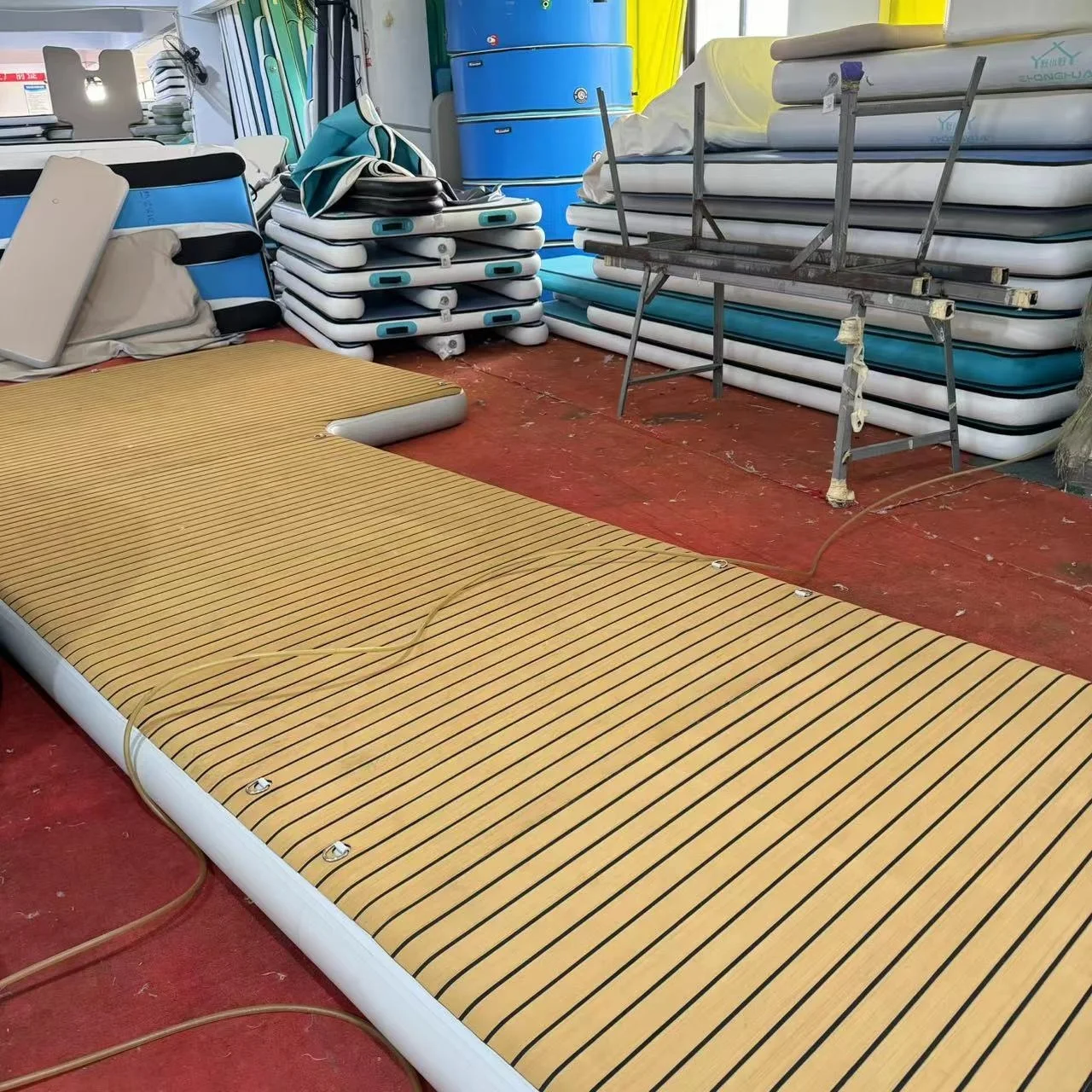 Factory Wholesale y-shape Boat Water Inflatable Floats Motorboat Dock Platform Yacht Dock Island Platform