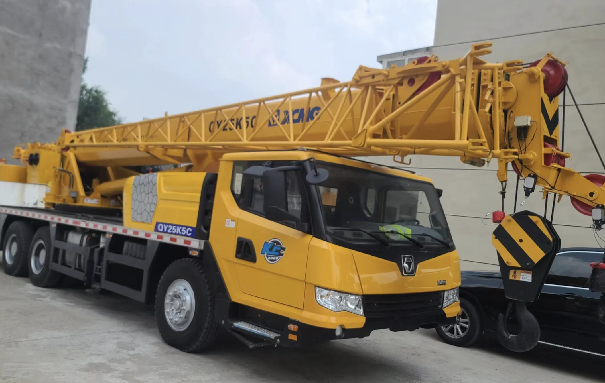 X-CMG 25ton used QY25K5C truck crane Chinese used terrain crane for sale