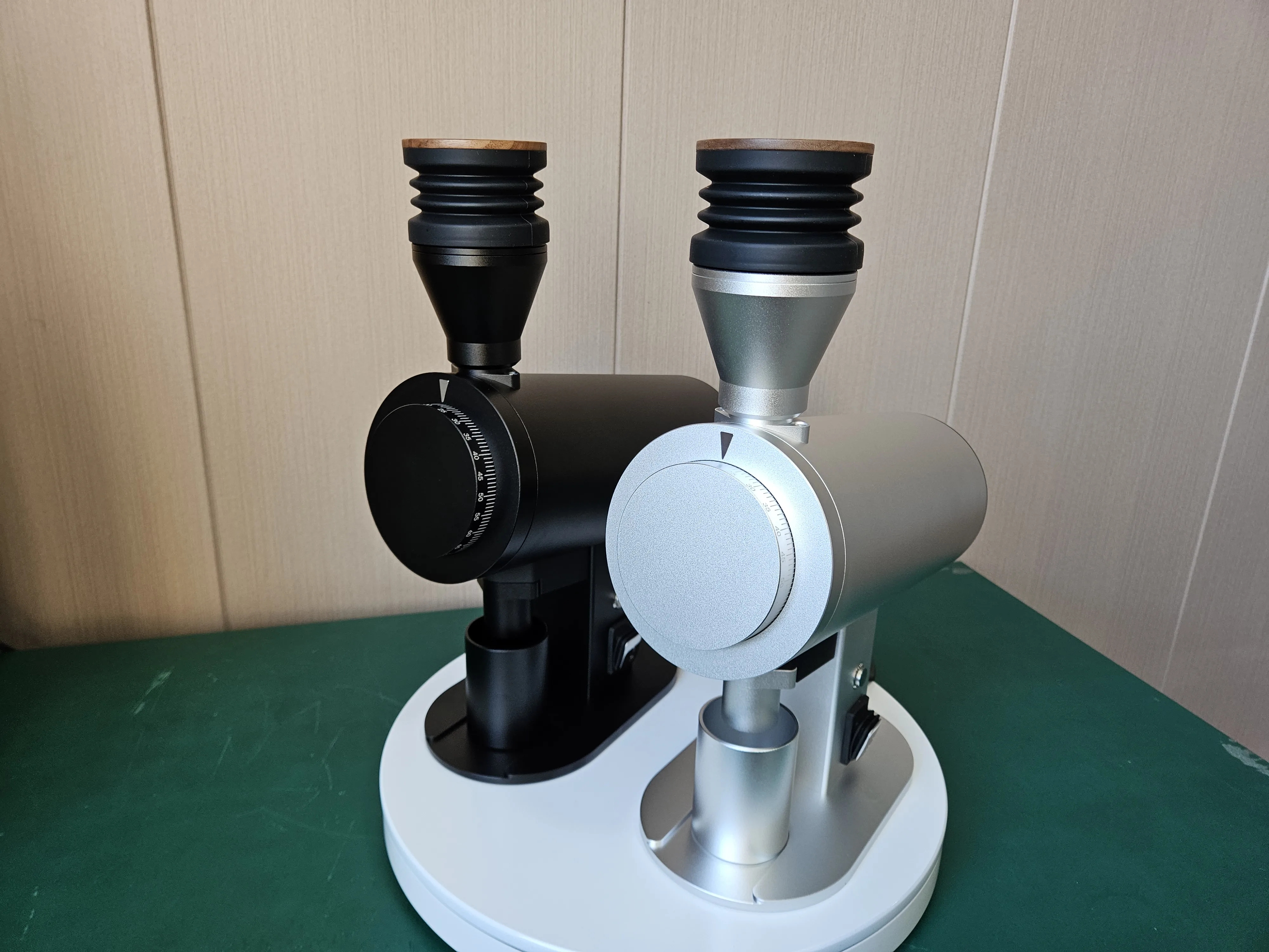 Customized color DF83v industrial coffee bean mill Flat Burr Electric Coffee Grinder