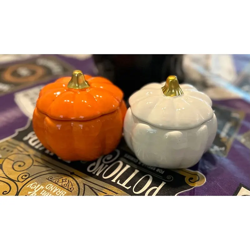 Halloween decor cute pumpkin shape ceramic candles vessels gift custom luxury 7 oz frosted empty candle jar with lid