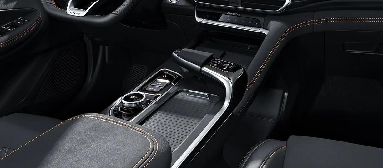 changan uni-t 2.0 at 2023 China  High performance changan unit t sport 2.0T gasoline cheap car China