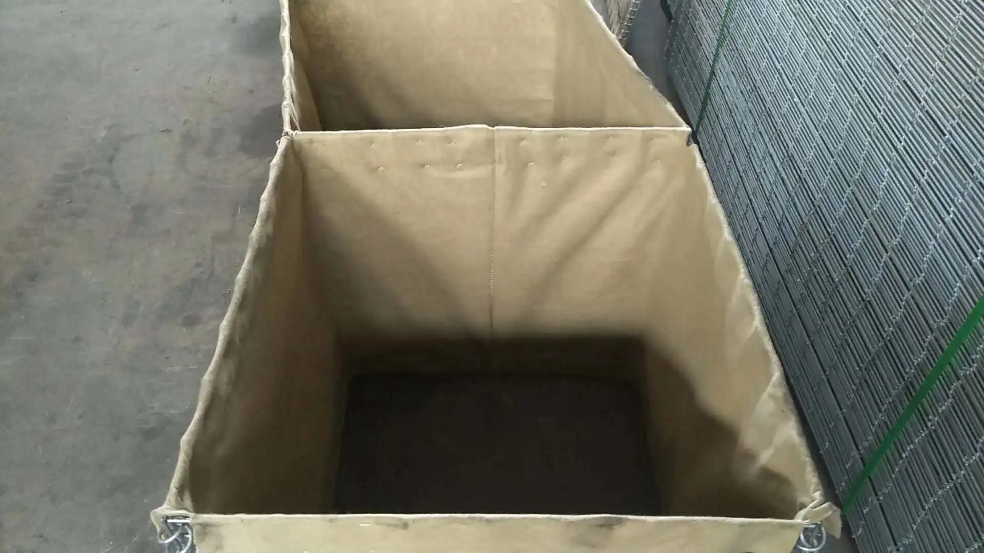 
Galvanized Military Sand Wall Hesco Barrier army military Hesco defence barrier 