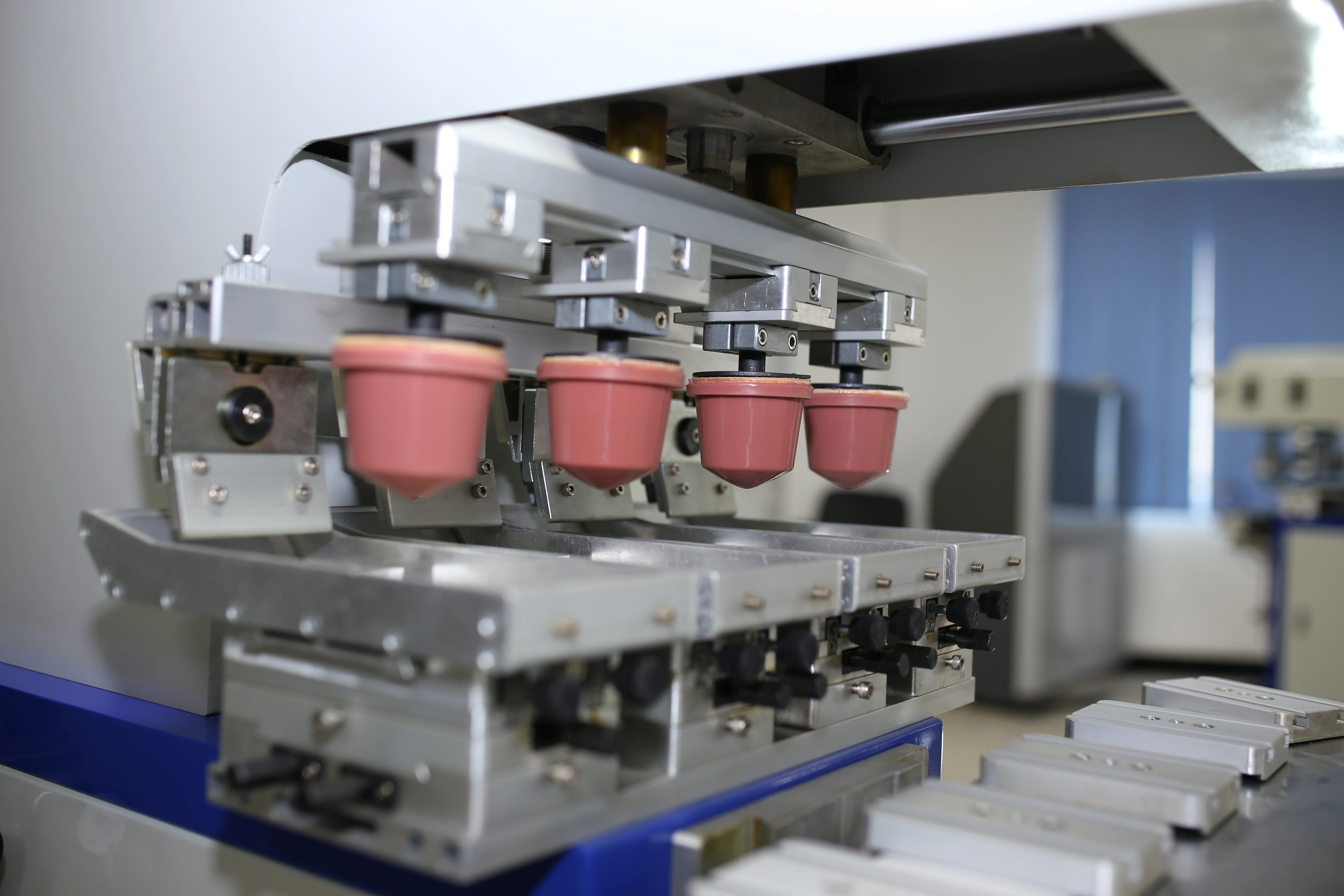 Cheap Price 4 Color Ink Cup Pad Printer With Stationery Contact Lenses Pad Printing Machine