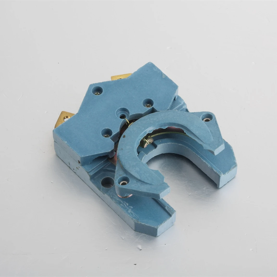 L19-302/4P-1 centrifugal switch in single phase induction motor