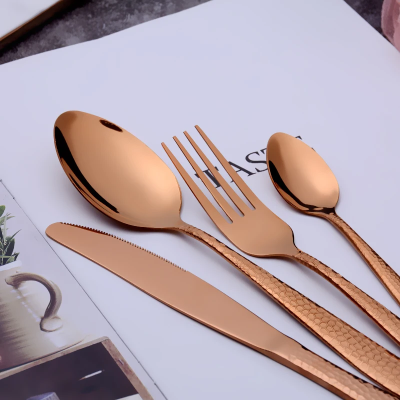 Elegant 16pcs / 24pcs Forks Spoons Knives Set Embossed Handle Design Mirror Polished Copper Silverware Cutlery Set