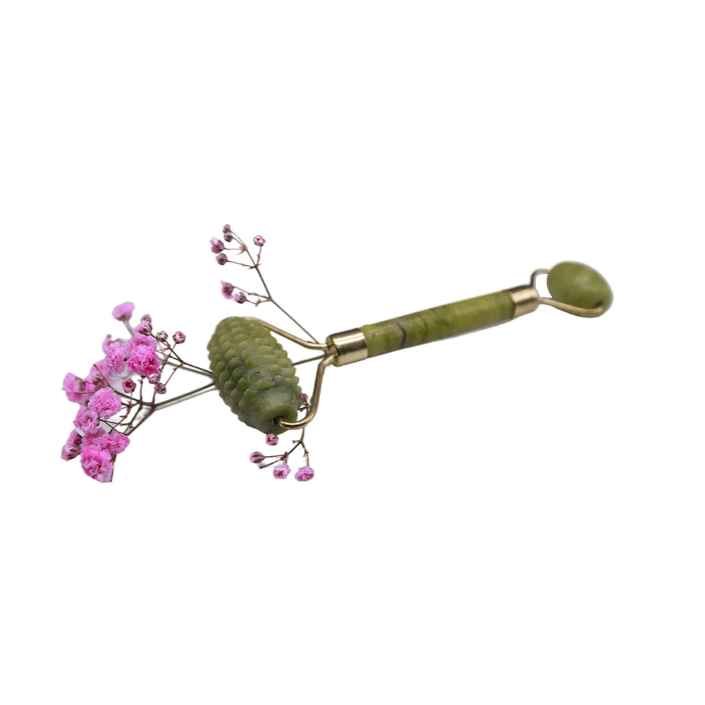 Набор инструментов для массажа лица гуаша натуральный нефритовый валик в форме сердца с розовым кварцем