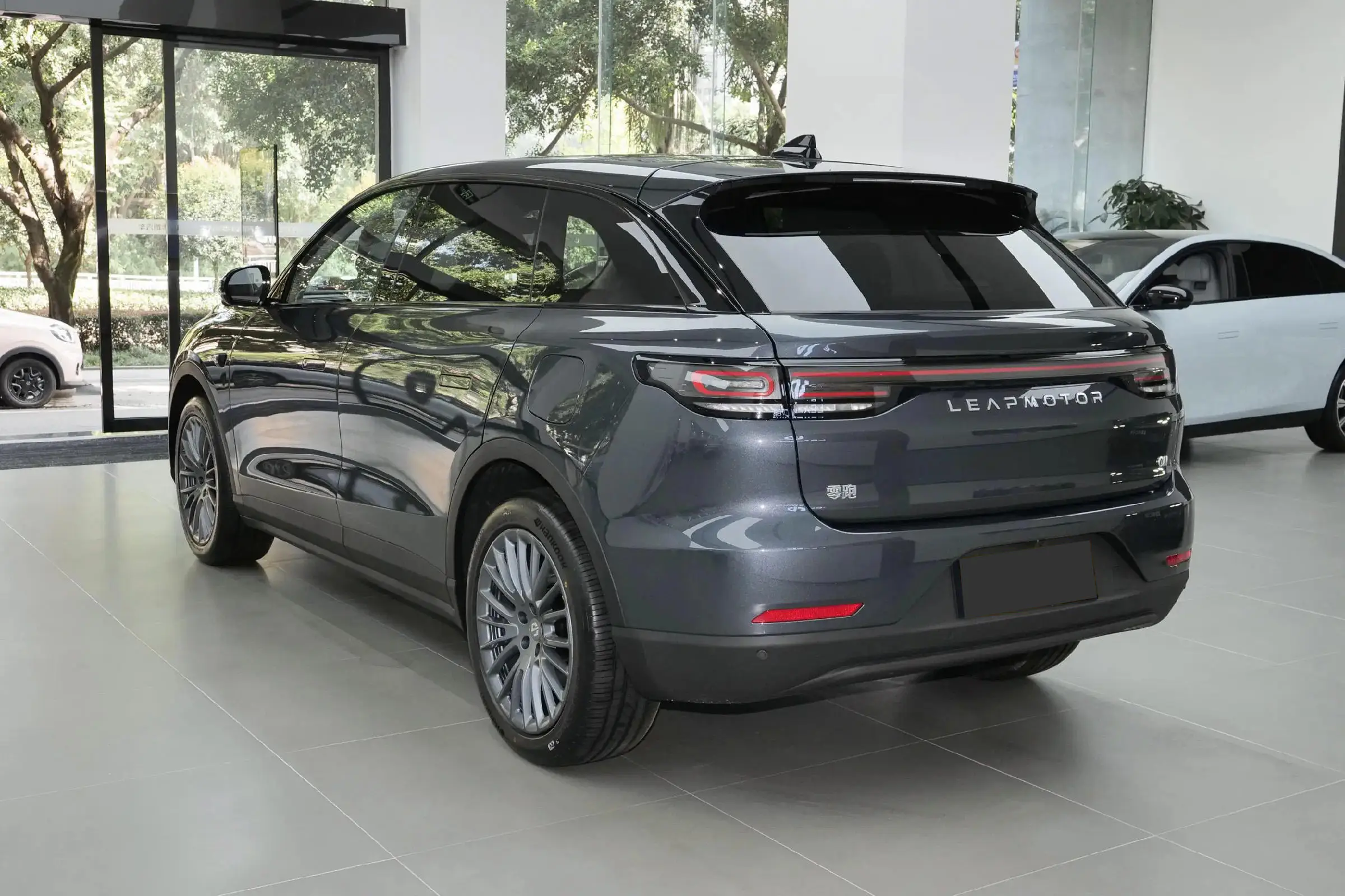 2024 of LEAPMOTOR C11 SUV Electric EV 200kw/360nm R18 500 Rear Drive Comfort LHD used car for sale