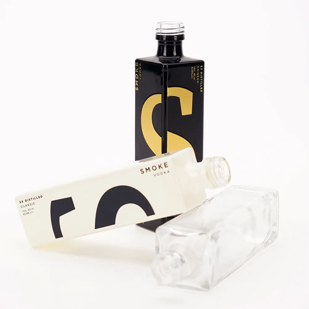 VISTA Wholesale Price Customized Vodka Whiskey Rum Wine Cube Bottle 60ml Square Bottle With Lids