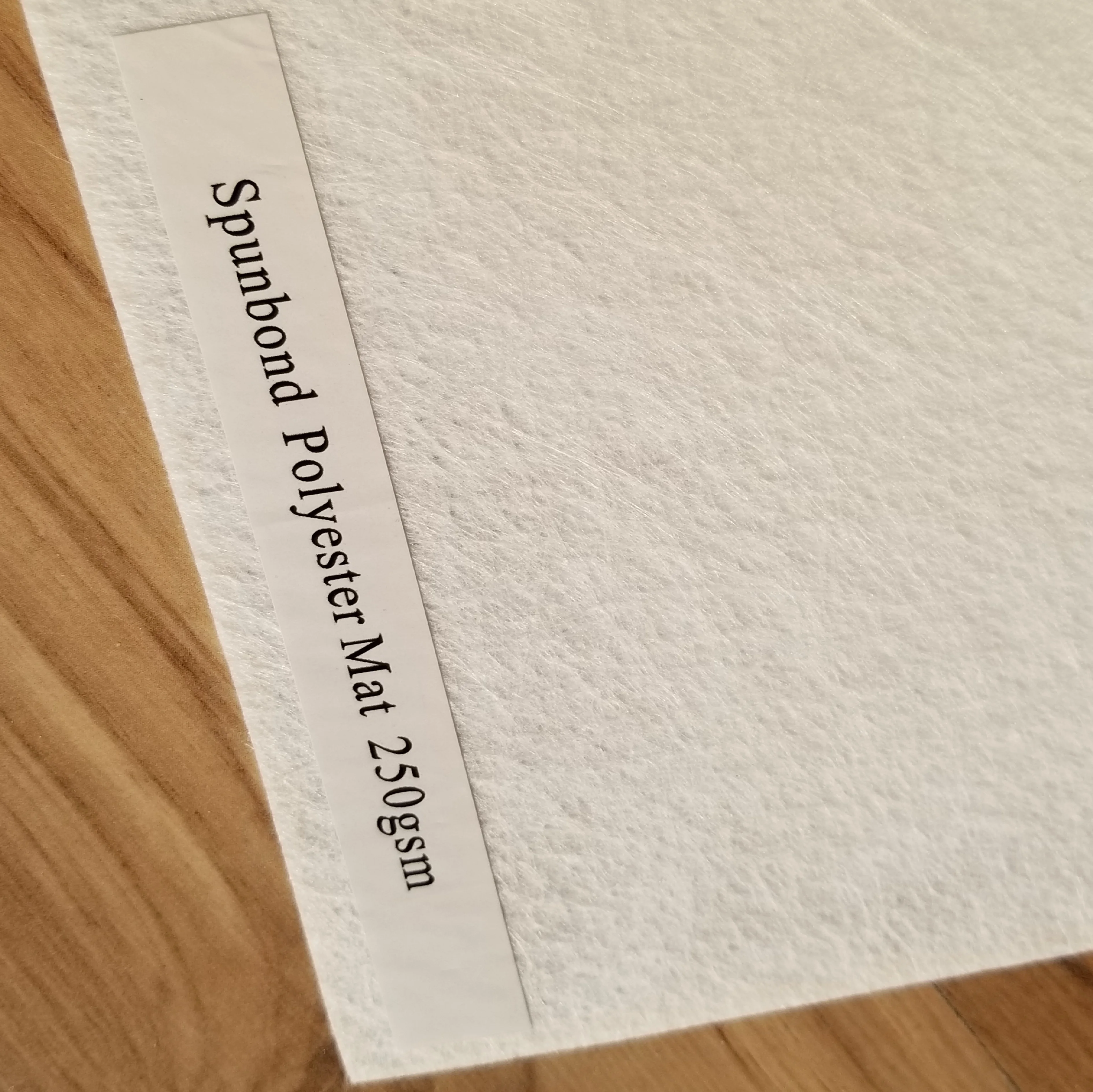 250gsm губчатая нить полиэфирный коврик для модифицированной битумной