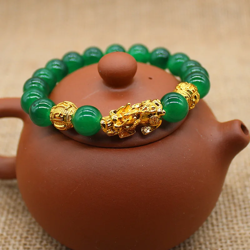 10mm Wholesale Green Jade Beads Good Luck Charm Bracelet Feng Shui Wealth PIXIU Gold Bracelet for Gift