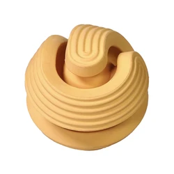 New design mobius rolling dog play ball puzzle and chew toy for pets treats rubber ball toy infinite scrolling dog toys