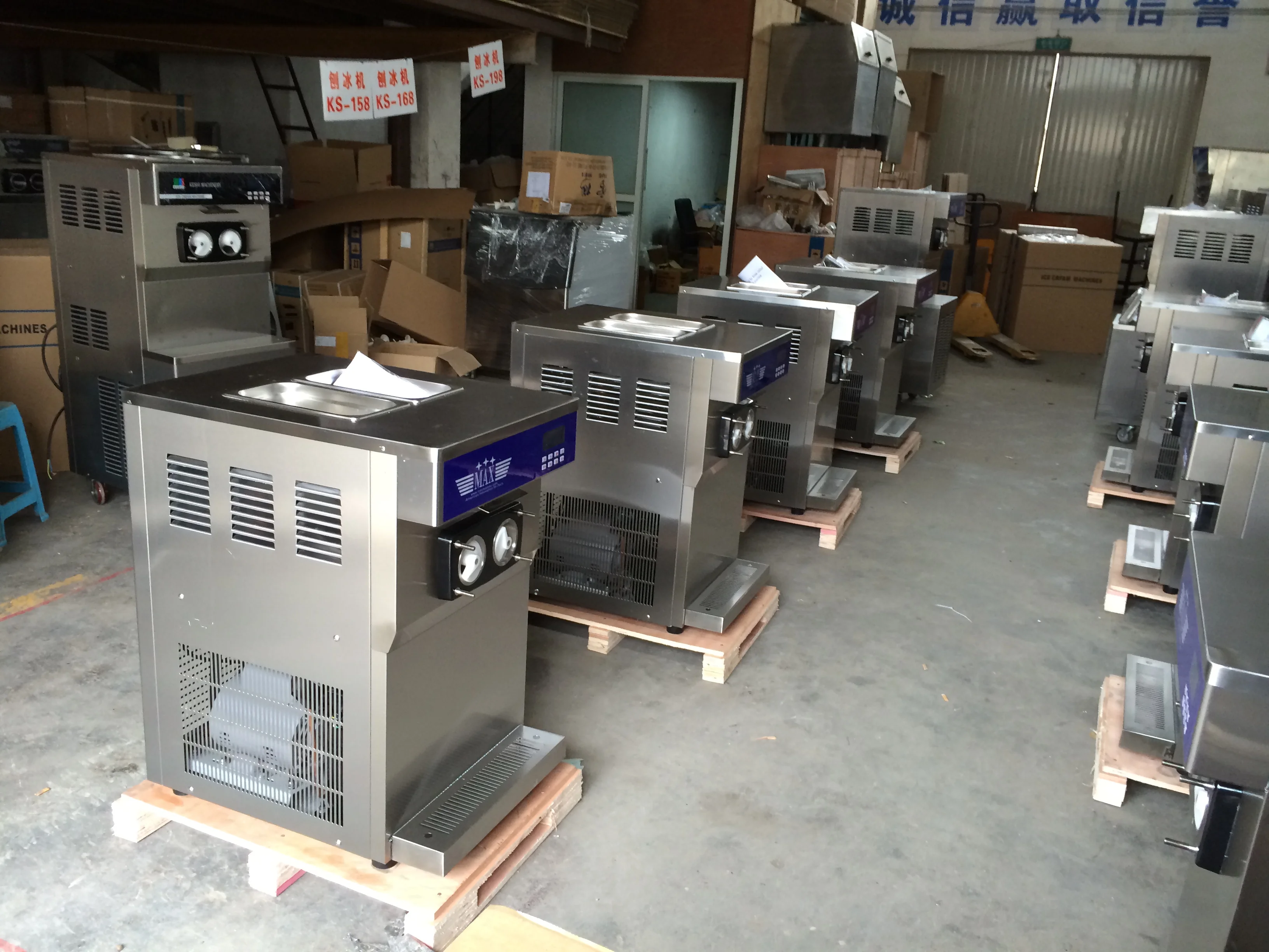 Self cleaning Table Top Soft Ice Cream Machine