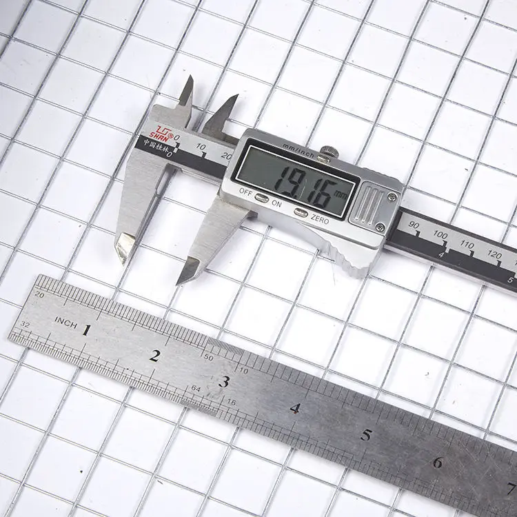 1/2x1 1x1 16 Калибр оцинкованная сварная проволочная сетка 25 мм x устойчивость к