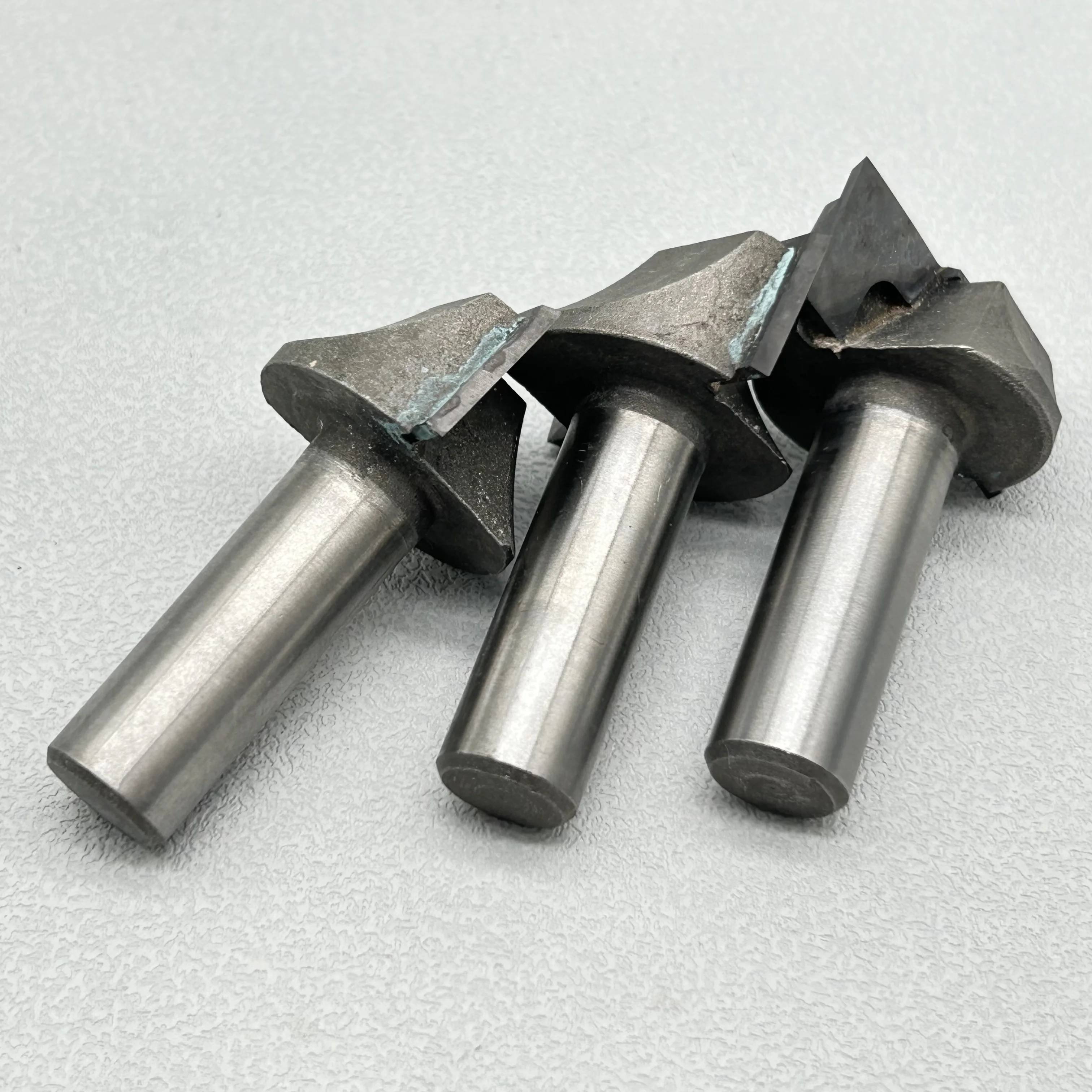 Wholesale Price Carbide CNC Wood Cutter 1/2 Shank Diameter Woodworking Bottom Cleaning Cutter