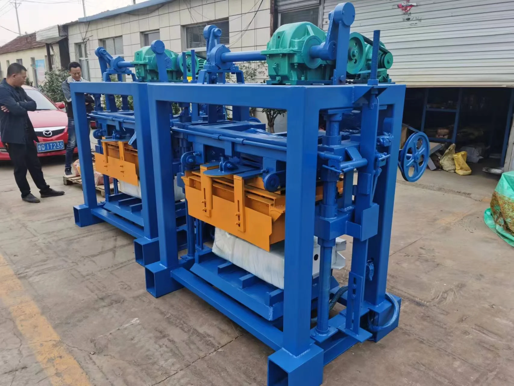 High Efficiency Manual Qt40-2 Concrete Cement Hollow Brick Block Making Machine