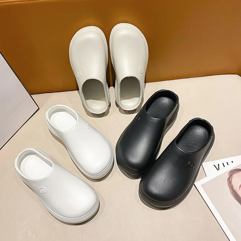 New models high quality medical clogs woman white platform 5cm heels EVA mules low prices slippers sandals garden shoes factory