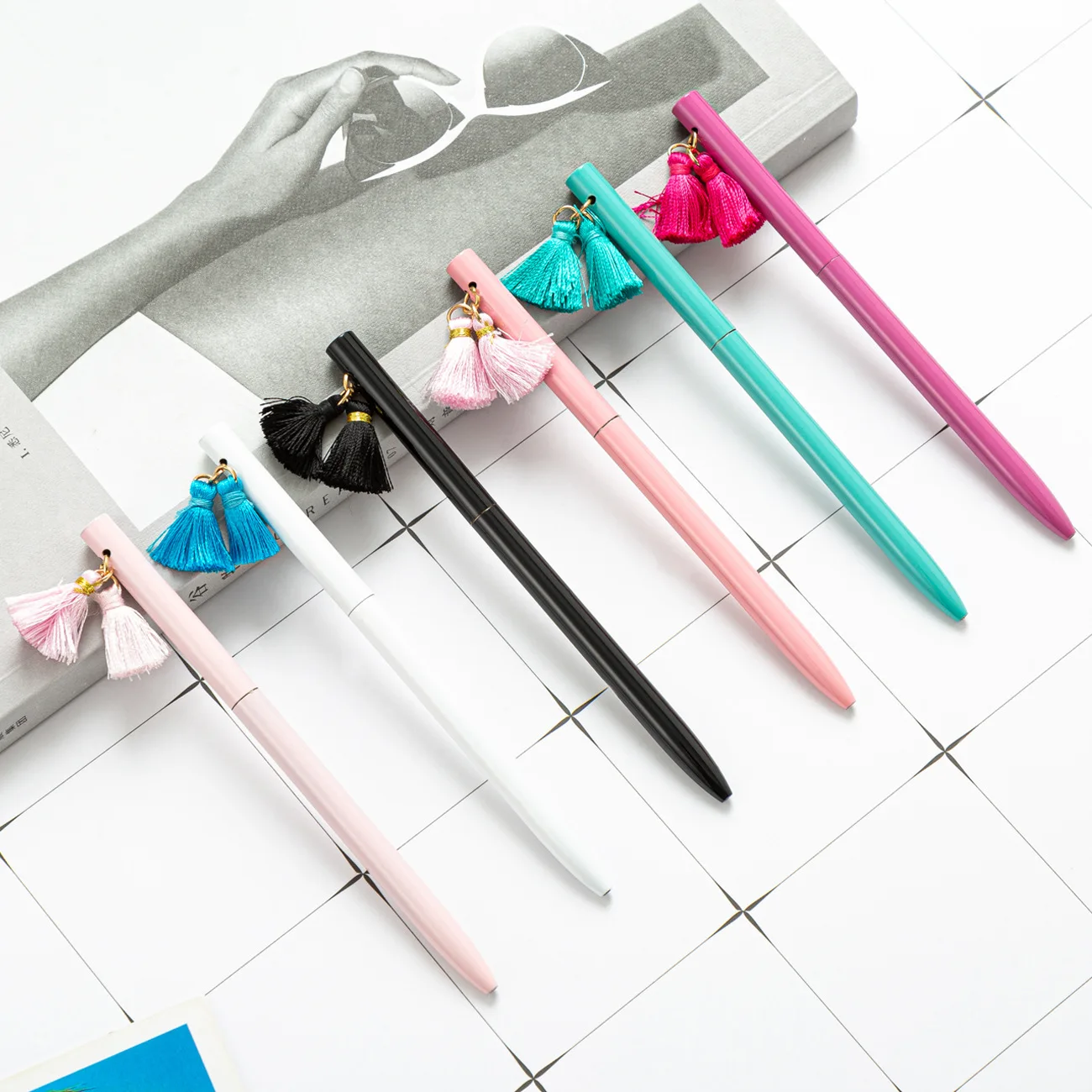 Stylish Hanging Flower Ballpoint Pen - Creative Metal Gift Pen with Logo Print