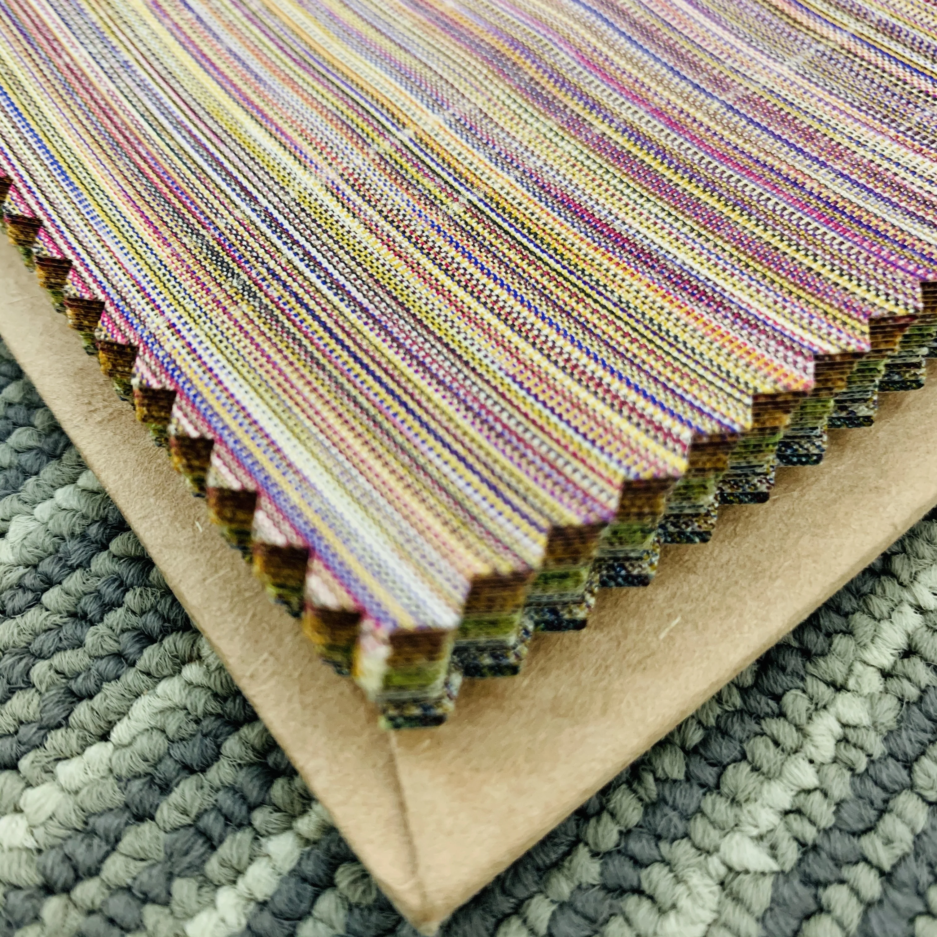 Костюм книга с образцами