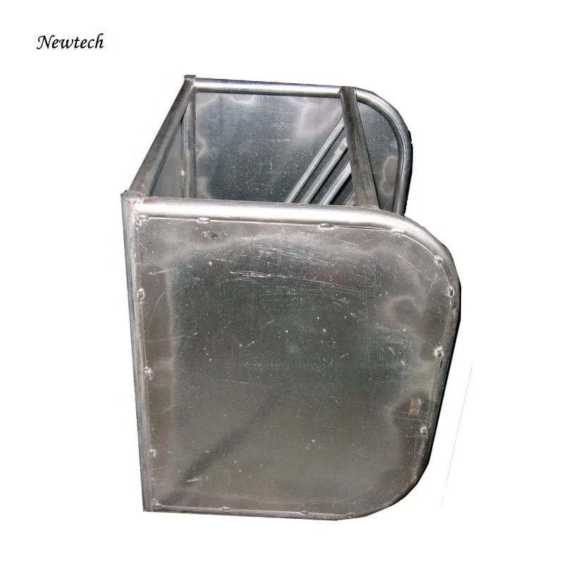 Galvanized Horse Equipment Horse Hay Feeder With Movable Cap