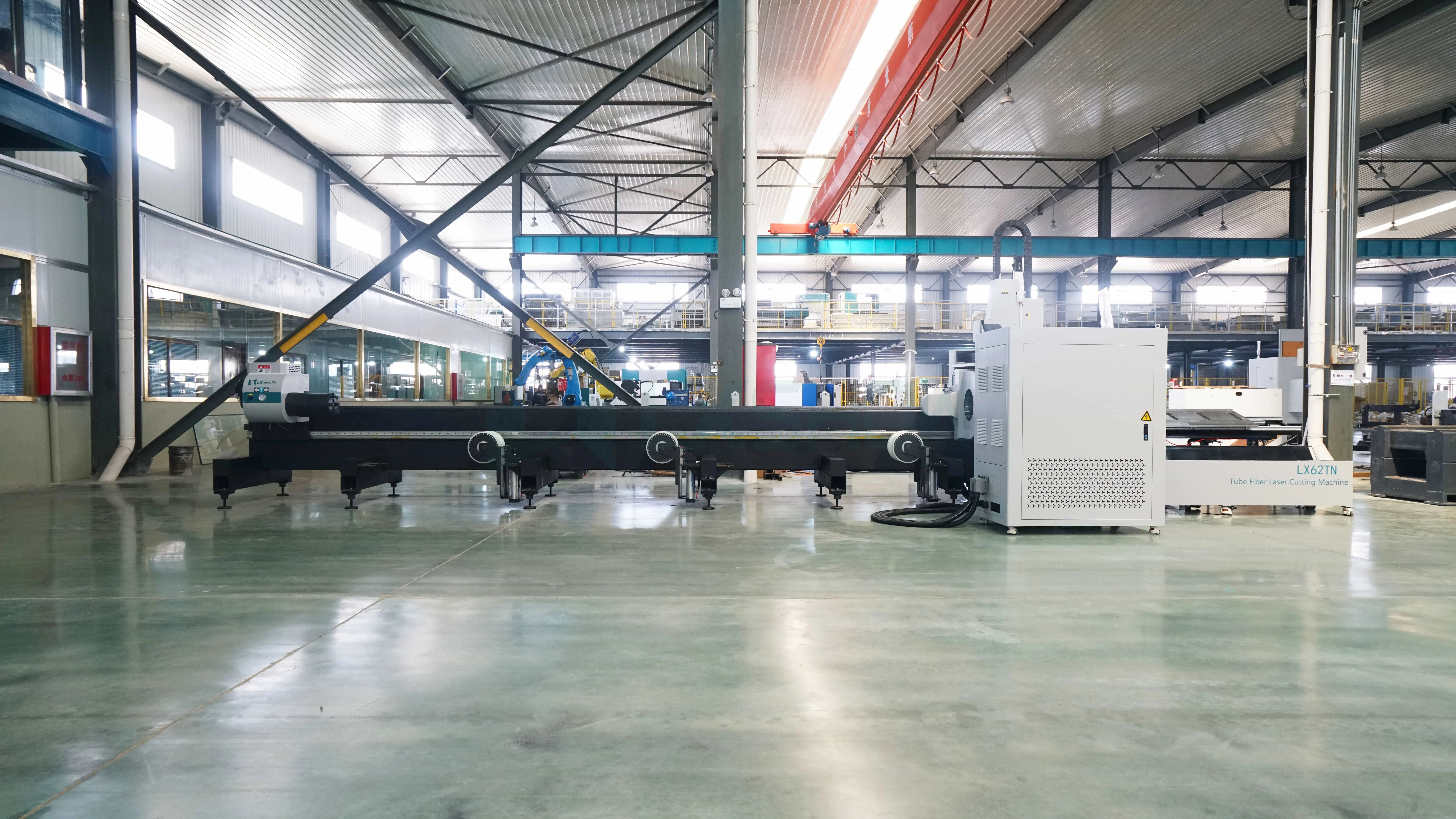 Lxshow fully automatic1000w 1500w 3000w fiber laser iron stainless steel metal tube and pipe cutting machine