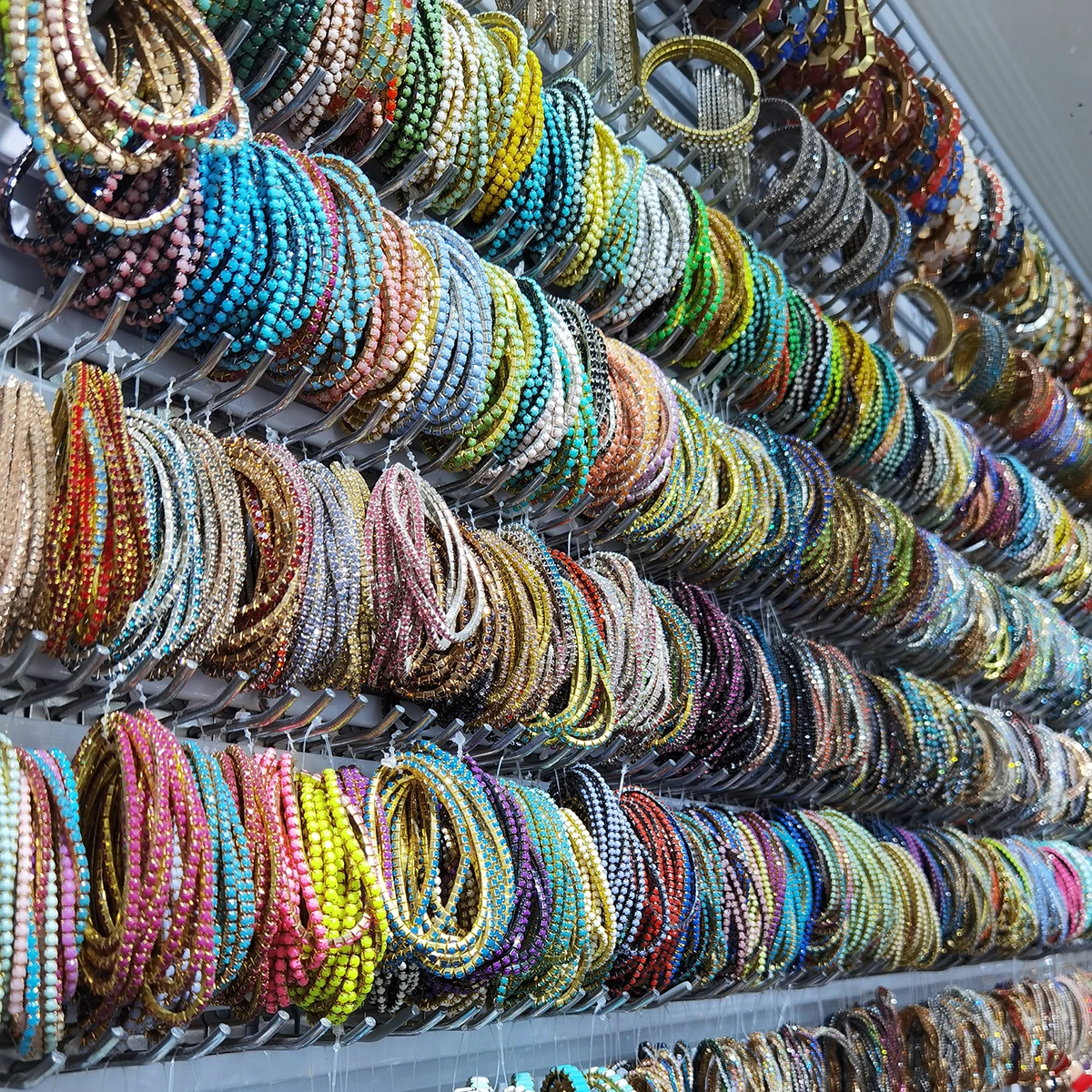 elastic cristal cheap wrist slim crystal bracelet fancy rainbow diamond elastic wrist jewelry bracelet