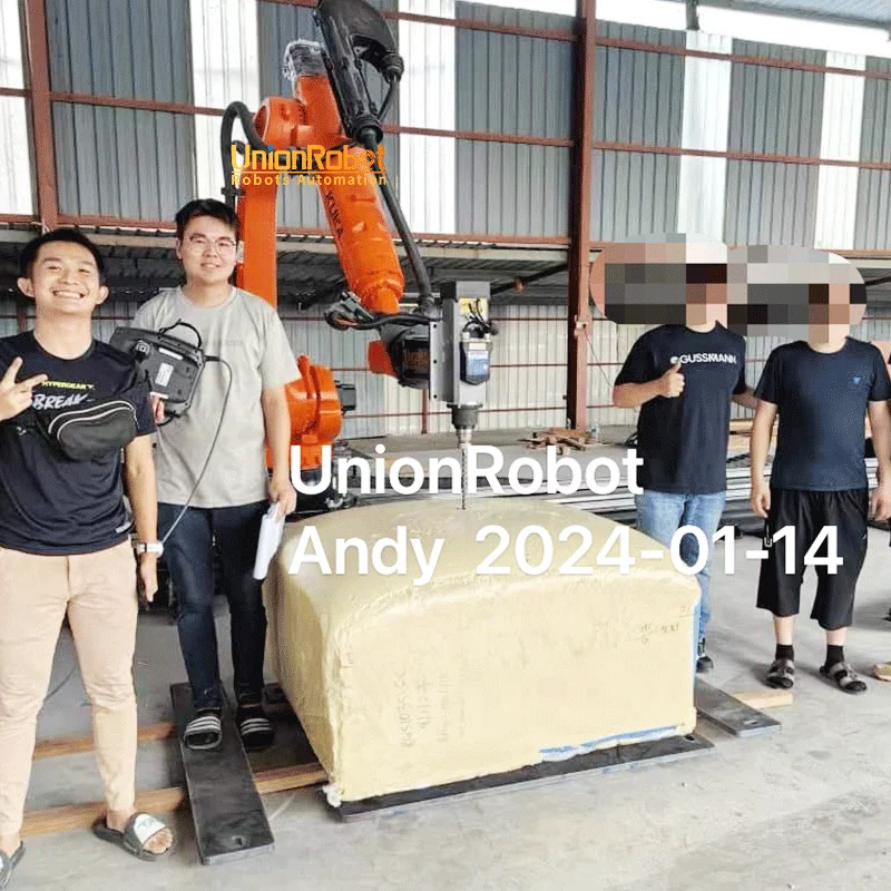 Industrial Robot Arm 50Kg Payload With Customized Gripper For CNC Robot Arm Assembly Screwdriving