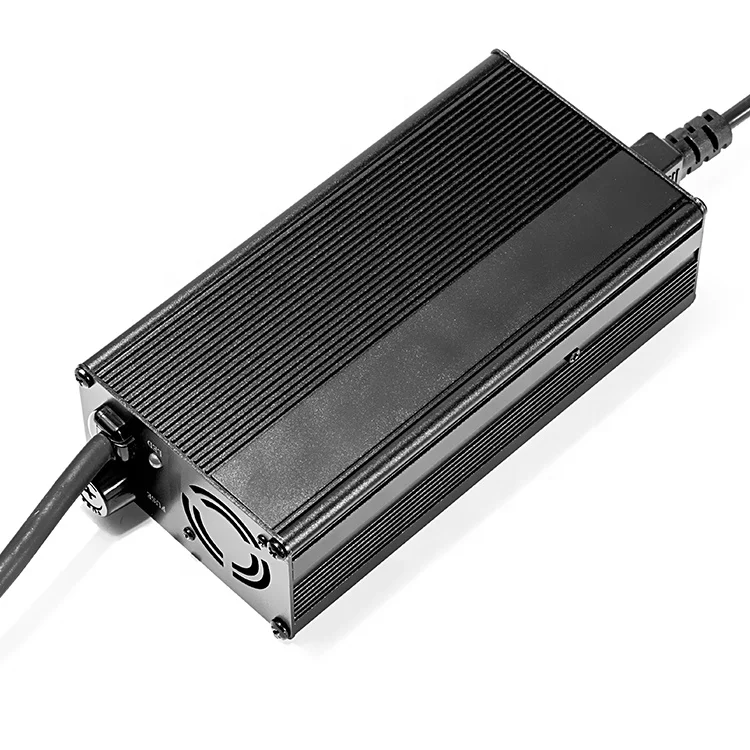 Высокое качество водонепроницаемый 4S литиевая батарея 12V литий-железо-фосфатный 20A 14 6 V Lifepo4 умное зарядное устройство для быстрой зарядки с вентилятор алюминиевым