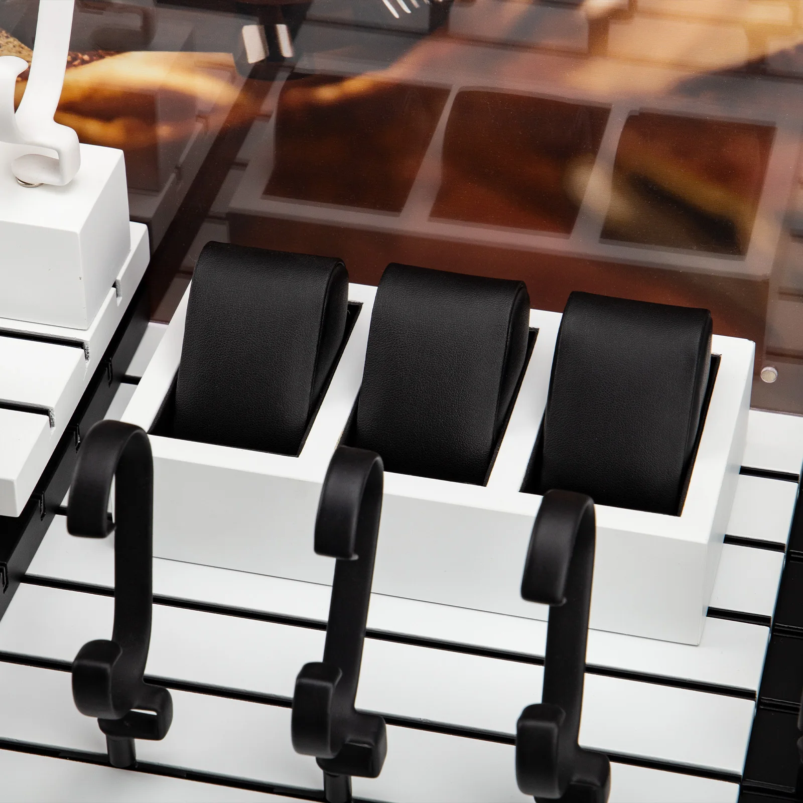 Customized Luxury Design Watch Display MDF Tray Storage Hot Sales Standing Marble Floor Watch/ring/bracelet Display Stand holder