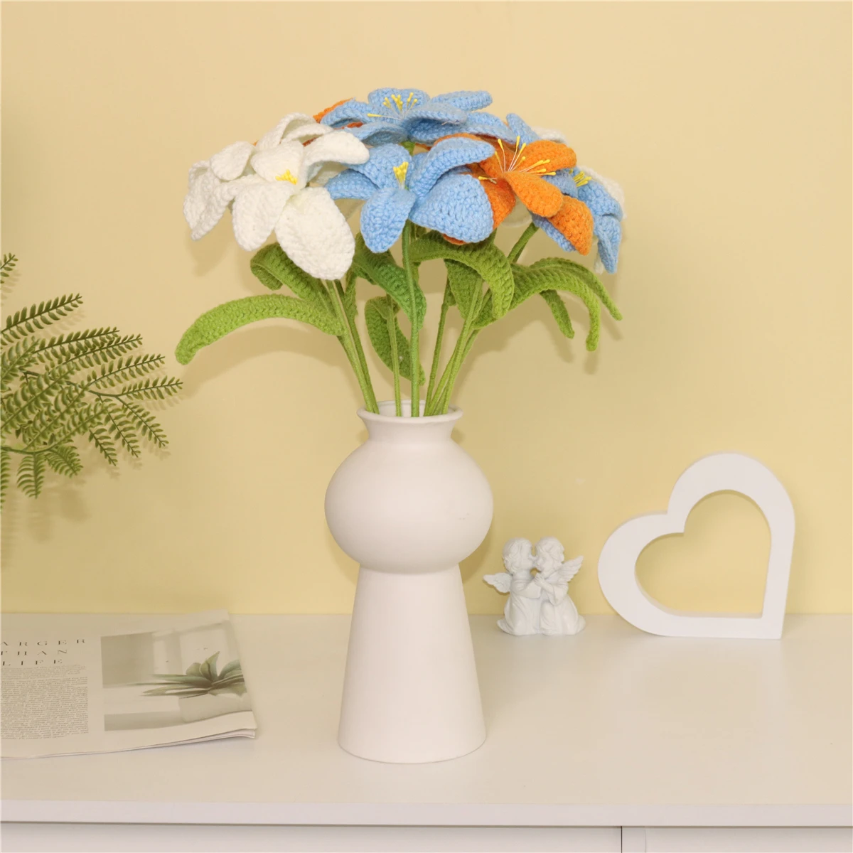 Handmade Crochet Tulip Artificial Flower Tulips for Valentines Day Home Decoration