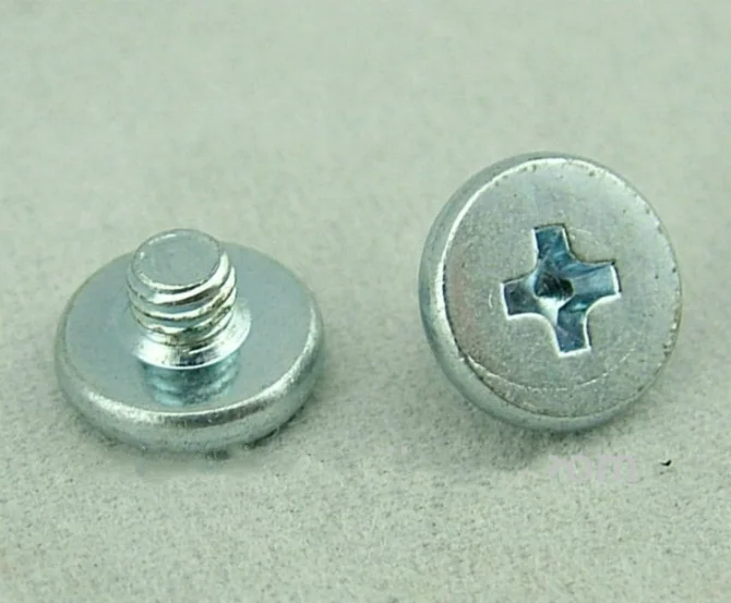 Special Pressing Flat Head Knurled Thumb Twirling Screws M4