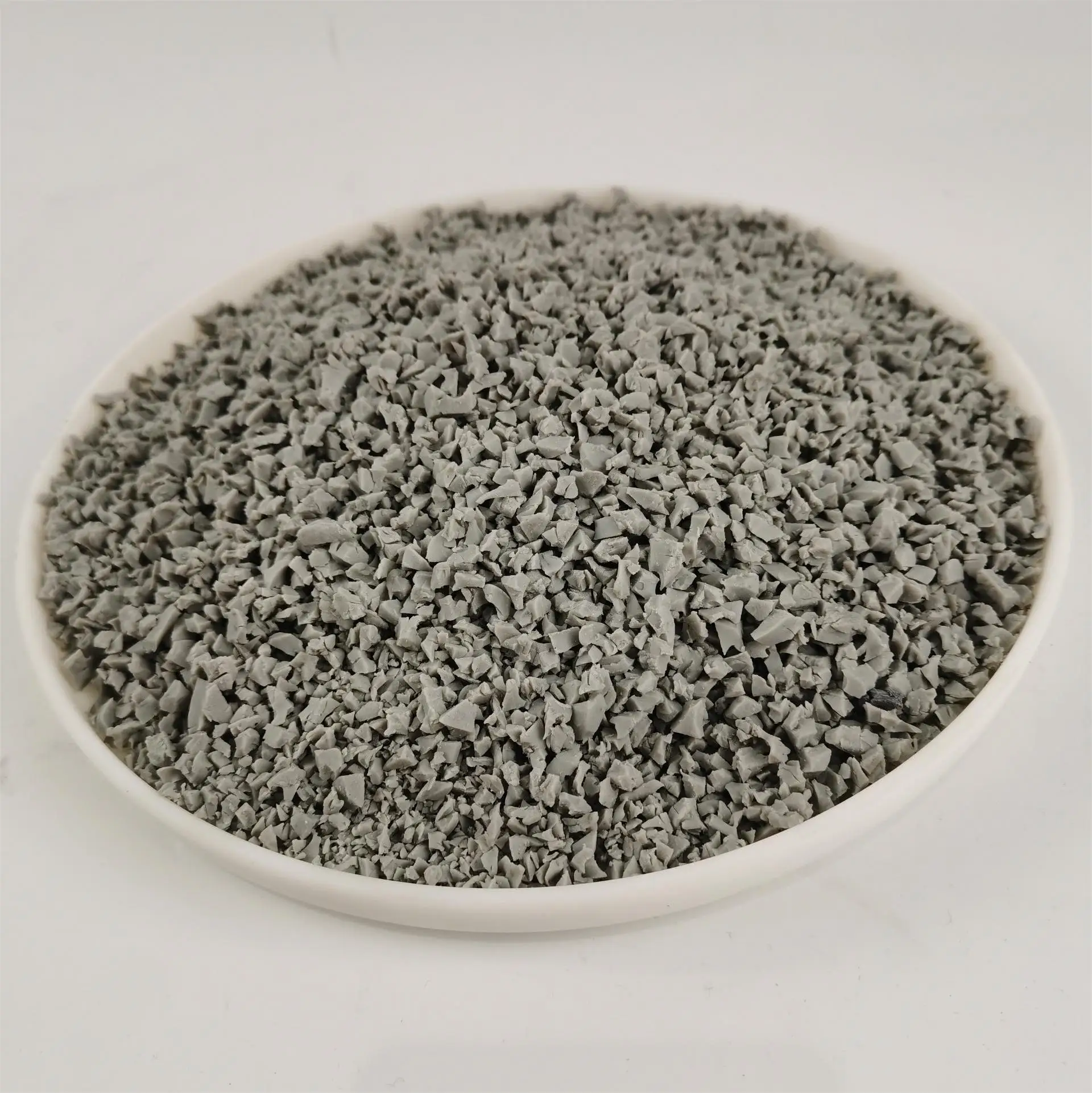 TPR Rubber Customizable TPR Granule Raw Material China Factory For Pet Dog Ball