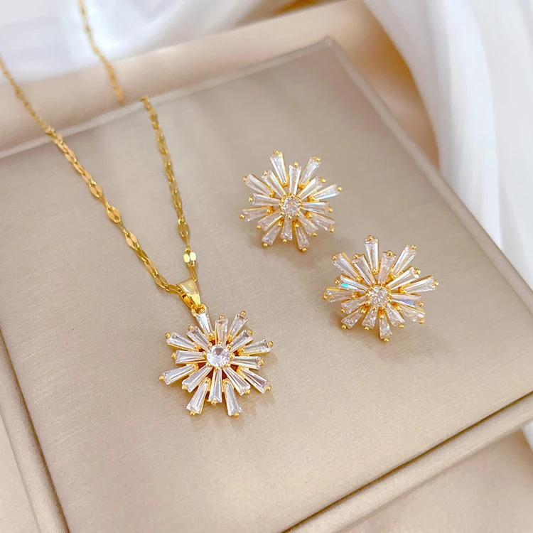 Exquisite luxury set wholesale color rhinestone bow pendant earrings fashion geometric square Crystal five-pointed star necklace