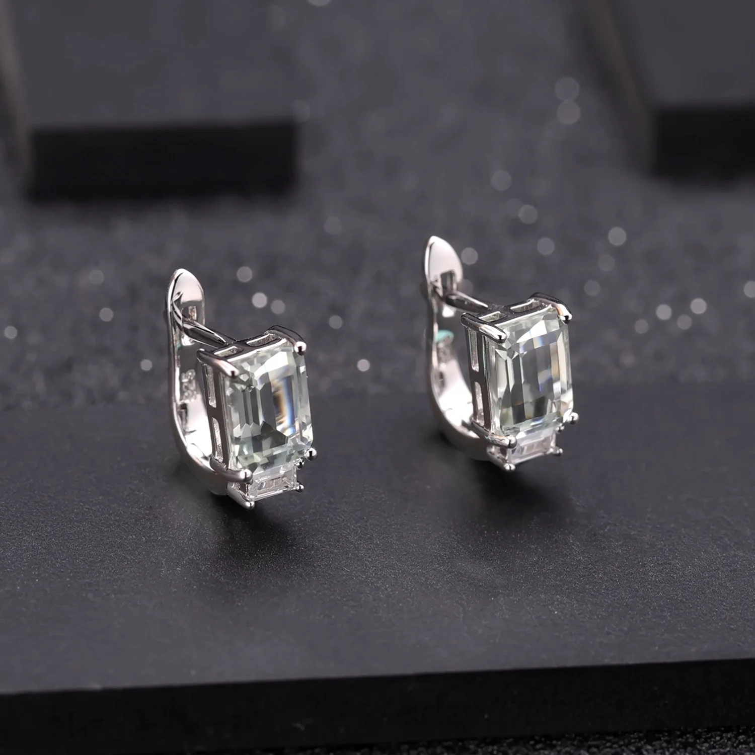 Abiding Wonderful Design 925 Sterling Silver Baguette Green Amethyst Earring With English Lock