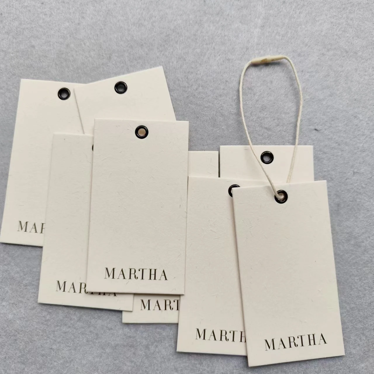 luxury custom hang tags with logo Design and printing fashion garment paper hang tag  clothing swing tag with string